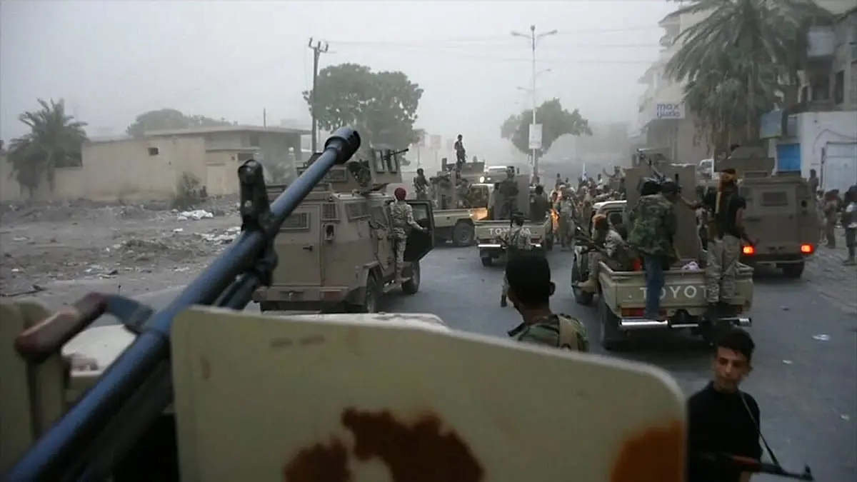 تصاعد التوتر في اليمن.. الانتقالي الجنوبي يسطير على مناطق جديدة واستنفار القوات المدعومة من السعودية