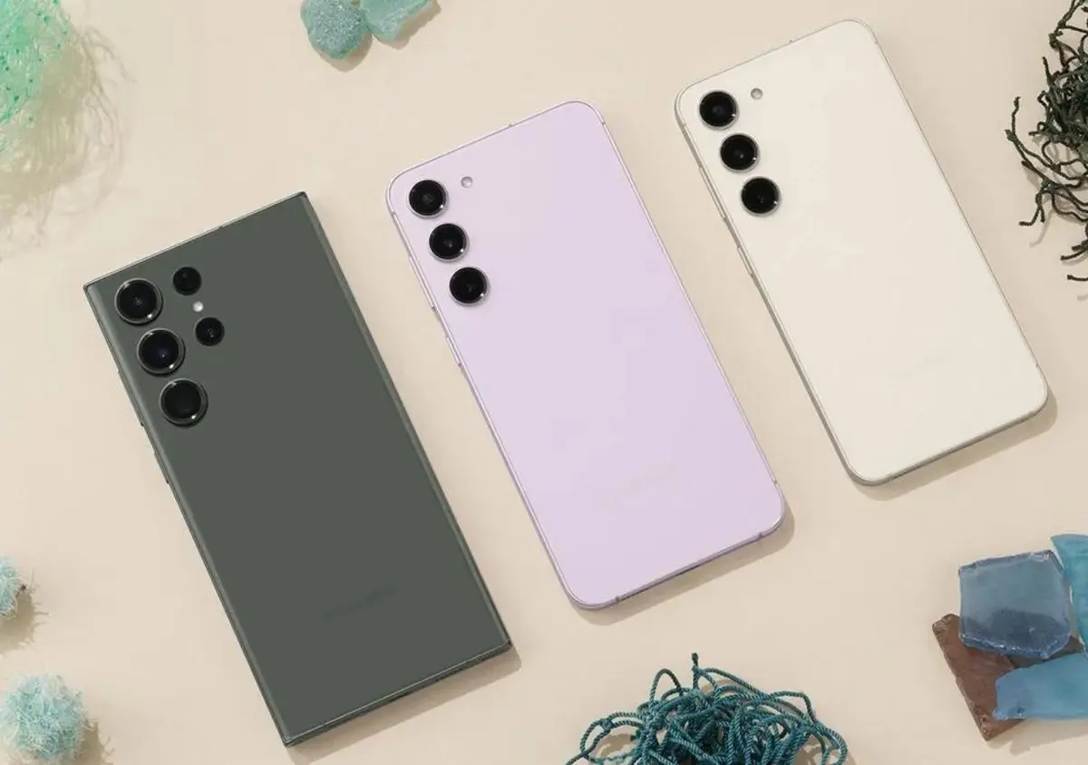 سامسونج تبدأ طرح تحديث ديسمبر 2025 لهواتف Galaxy S23