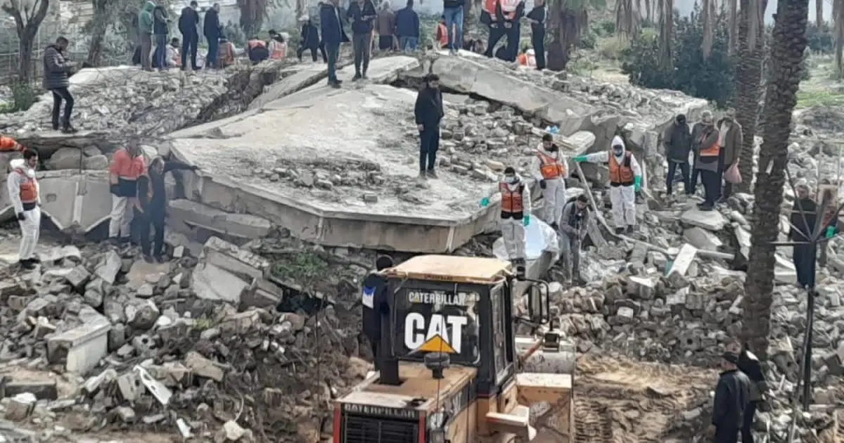 بعد عامين من الفقد والانتظار.. غزة تفتح المقابر المؤجلة