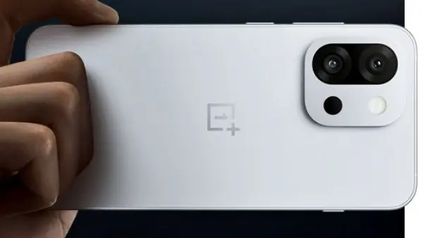 مميزات أغلى هواتف أبل iPhone fold .. أحدث باوربنك في 2025.. مواصفات iQOO Z11 Turbo Pro