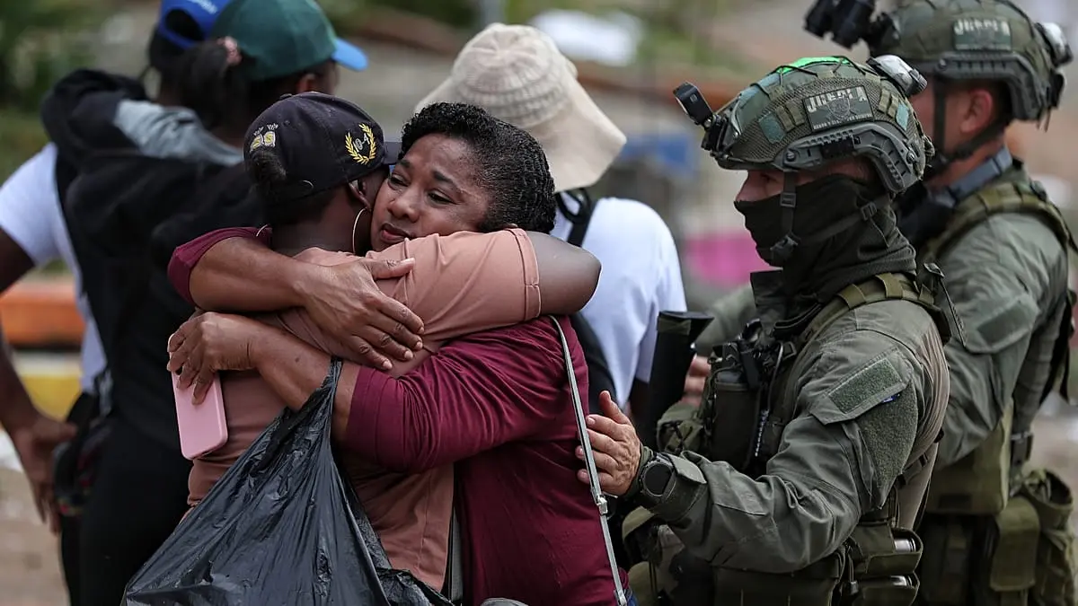 فيديو. كولومبيا تعزز الوجود العسكري بعد هجوم على مركز شرطة