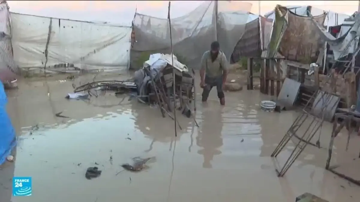 البرد القارس يودي بحياة رضيع آخر في غزة