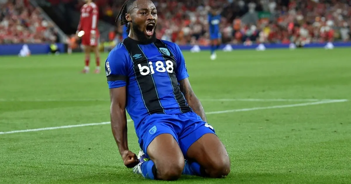 وسط منافسة مع 3 أندية.. يونايتد يبذل "قصارى جهده" لضم سيمينيو