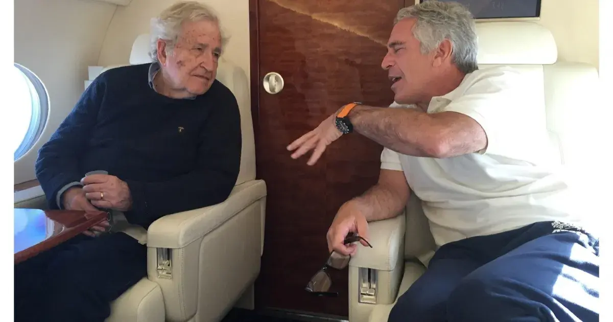 تشومسكي وجيتس وبانون.. الديمقراطيون ينشرون صوراً جديدة من تركة إبستين