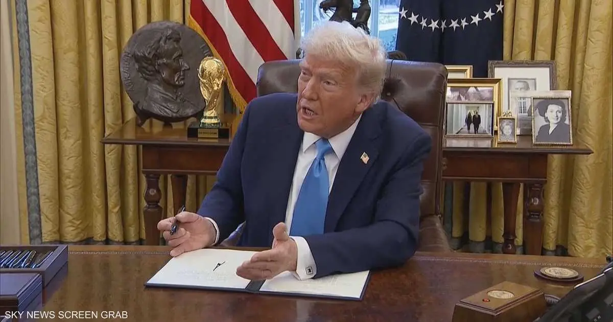 بقيمة تريليون دولار.. ترامب يوقع قانون الدفاع السنوي