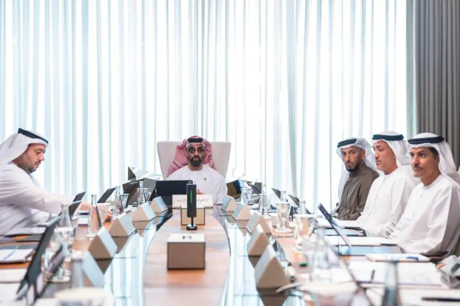 طحنون بن زايد: بناء منصات عالمية وتنافسية تدعم الأولويات الوطنية
