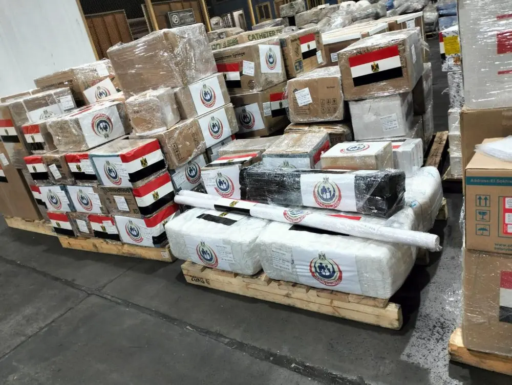 الصحة: إرسال قافلة طبية في التخصصات النادرة وكميات من الأدوية والمستلزمات للأشقاء بالسودان