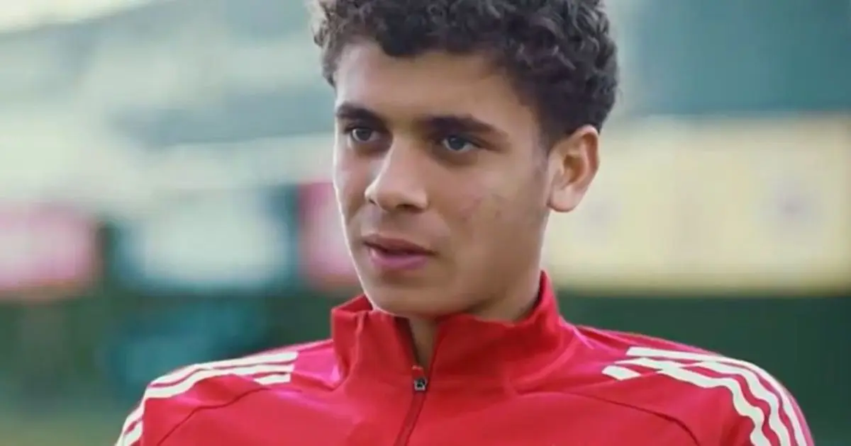 من الأهلي إلى برشلونة.. ماذا يعطّل صفقة حمزة عبد الكريم؟