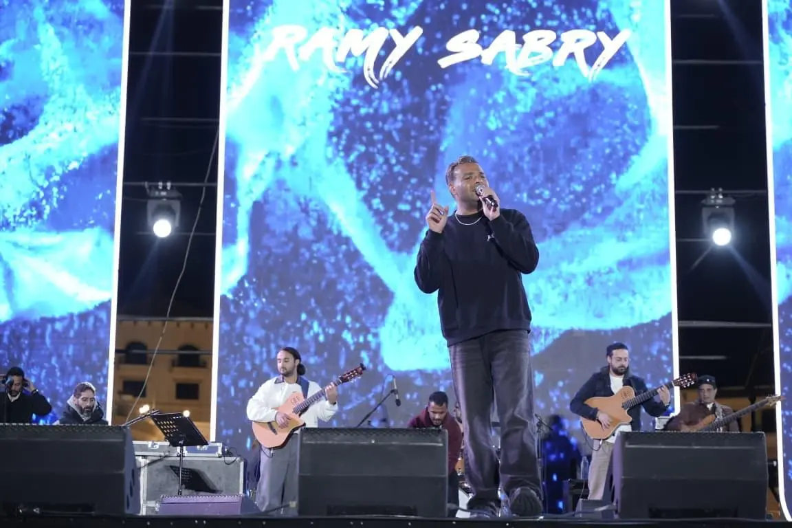 وسط حضور الآلاف في سيليا.. رامي صبري يحي حفل افتتاح “The Village”