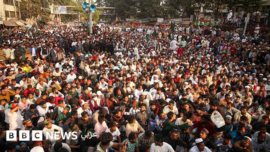 احتجاجات في بنغلاديش بعد مقتل أحد قادة الاحتجاجات الشبابية