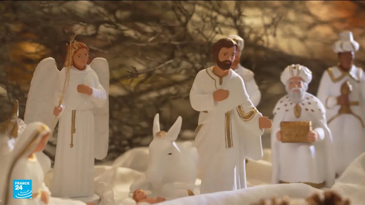 فيديو: تماثيل السانتون في إقليم بروفانس الفرنسي... حرفة تقليدية تجسّد قصة ميلاد المسيح