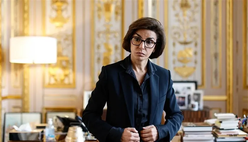 فرنسا.. التحقيق مع وزيرة الثقافة في قضايا فساد