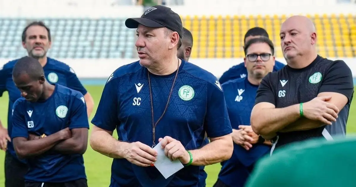 مدرب جزر القمر: لا يمكن أن نضع الحافلة ضد المغرب وأتمنى مشاركة حكيمي