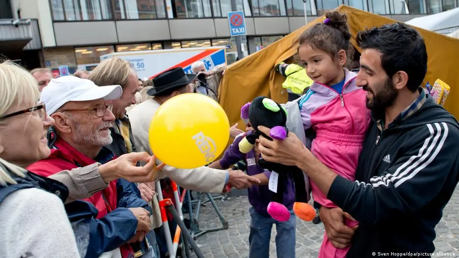أغلبية الألمان تؤيد خفض عدد طالبي اللجوء وتشديد سياسة الهجرة