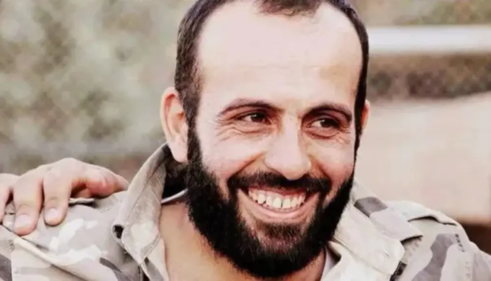 ثائر ومقاتل.. من حجي مارع الذي بيعت بندقيته في حملة حلب؟