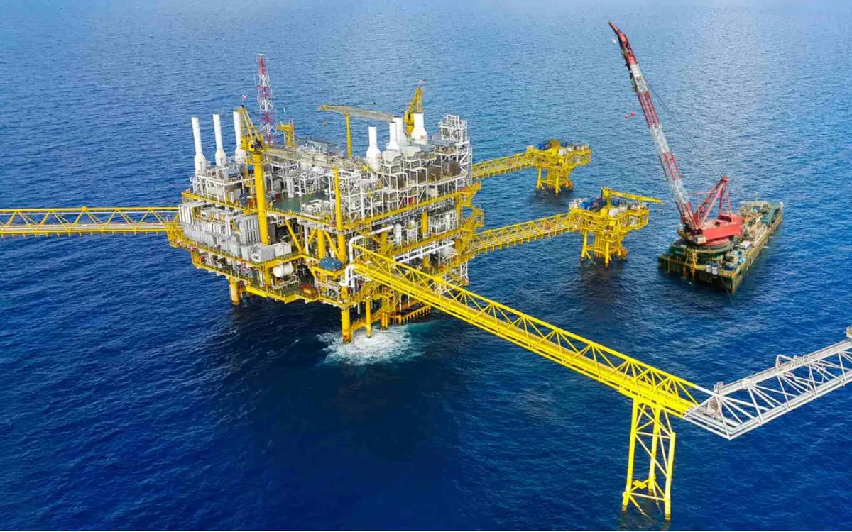 النفط والغاز في أفريقيا.. الطريق إلى كهرباء موثوقة تنقذ الملايين من فقر الطاقة (تقرير) - الطاقة