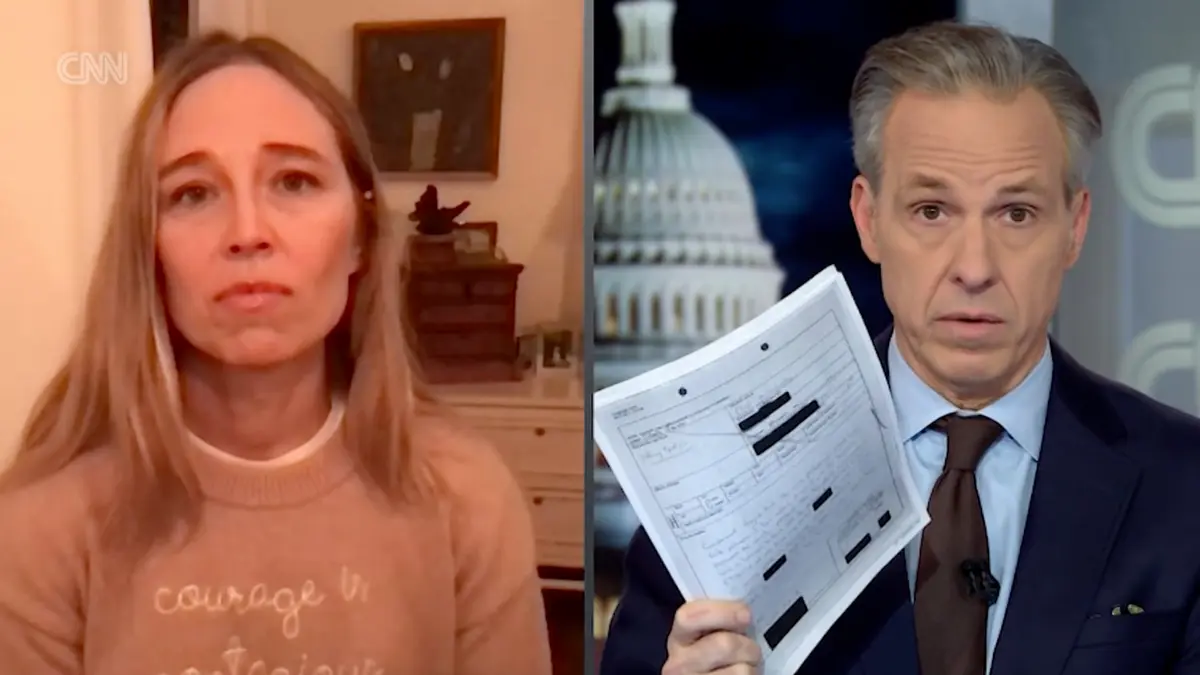 “سرق صورا عارية لي وأختي الصغرى”.. شاهد ناجية من قضية جيفري إبستين تتحدث لـCNN