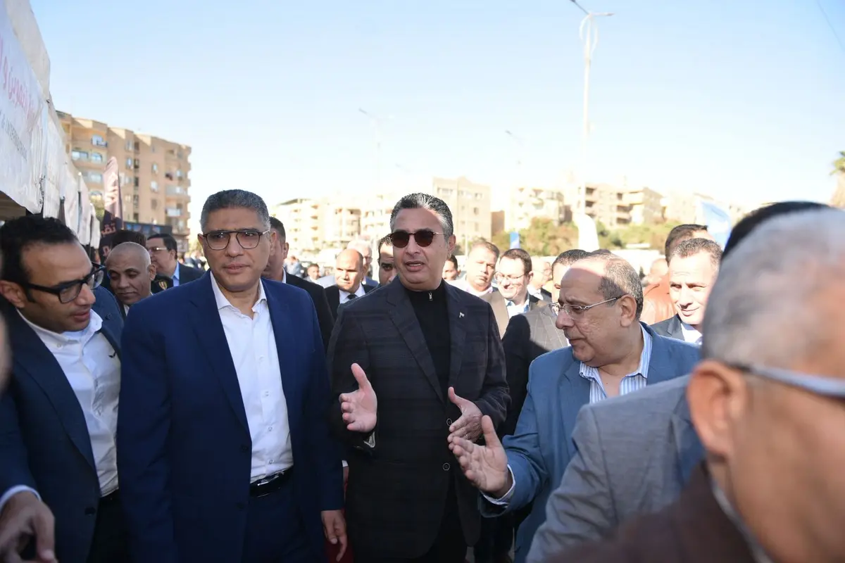 «من المنتج للمستهلك».. القابضة الغذائية: تخفيضات على منتجات 22 شركة تابعة بأسواق اليوم الواحد - أموال الغد