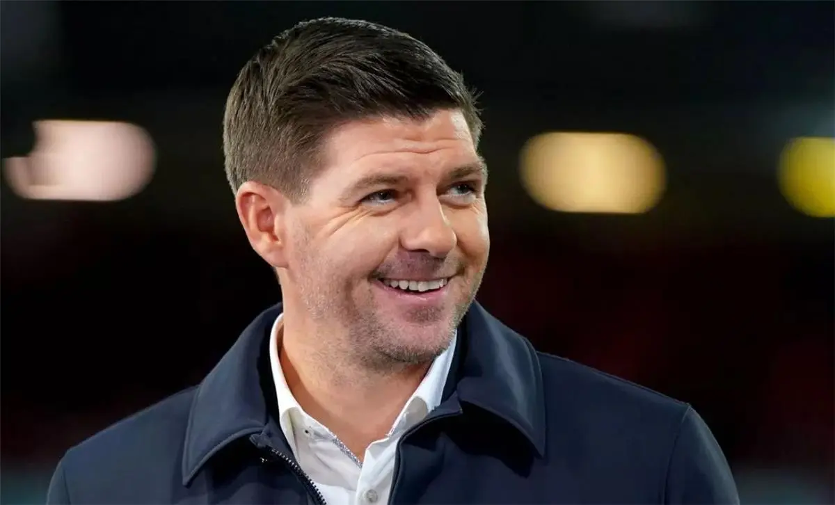 جيرارد يعلن موقفه من خلافة سلوت في تدريب ليفربول