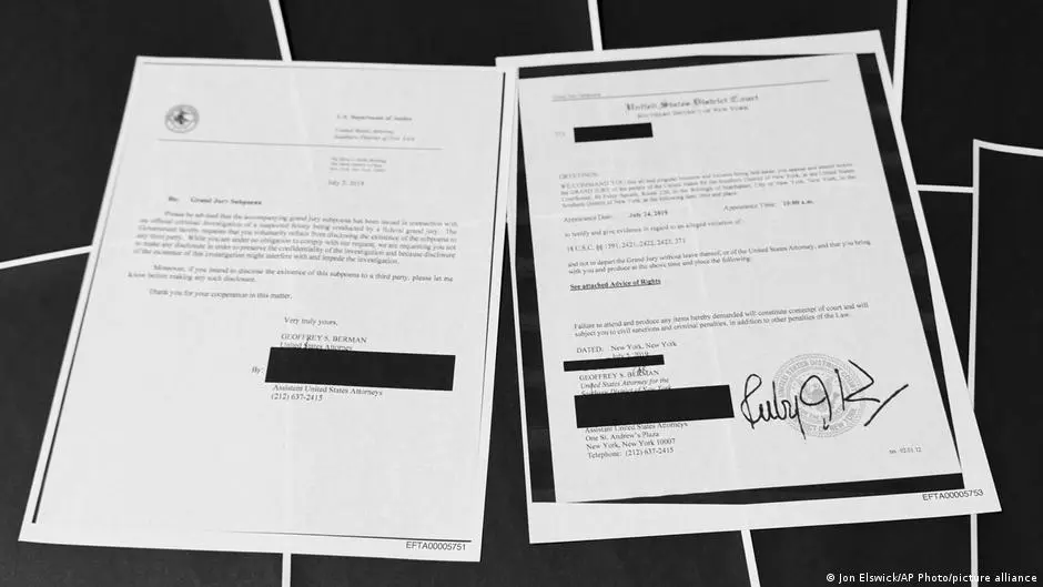 جرائم إبستين ـ اختفاء وثائق وملفات يهز وزارة العدل الأمريكية