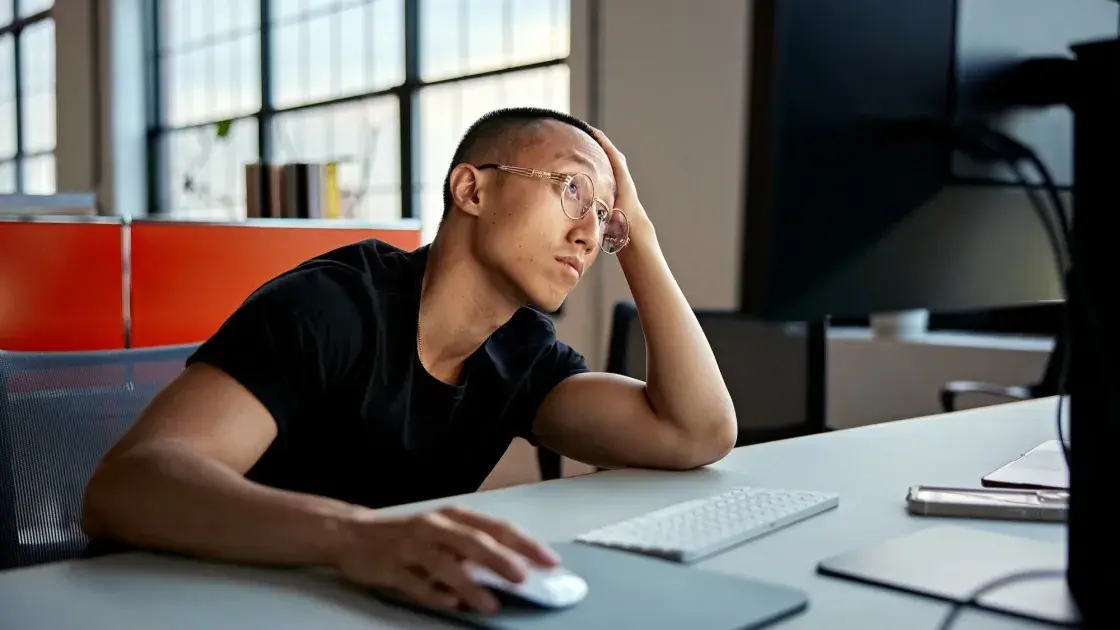 الانهيار الصامت.. أزمة جديدة تواجه بيئة العمل عالمياً