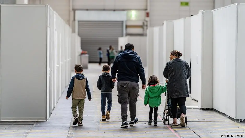 بوندستاغ يقر تعليق لم شمل أسر الحاصلين على الحماية الثانوية