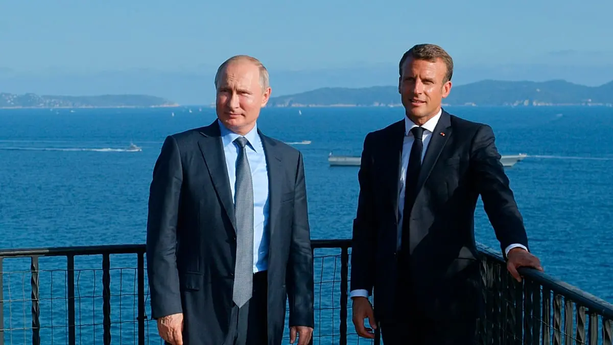 بوتين "مستعد للحوار" مع ماكرون.. والكرملين ينفي اجتماعًا ثلاثيًا مع أوكرانيا والولايات المتحدة