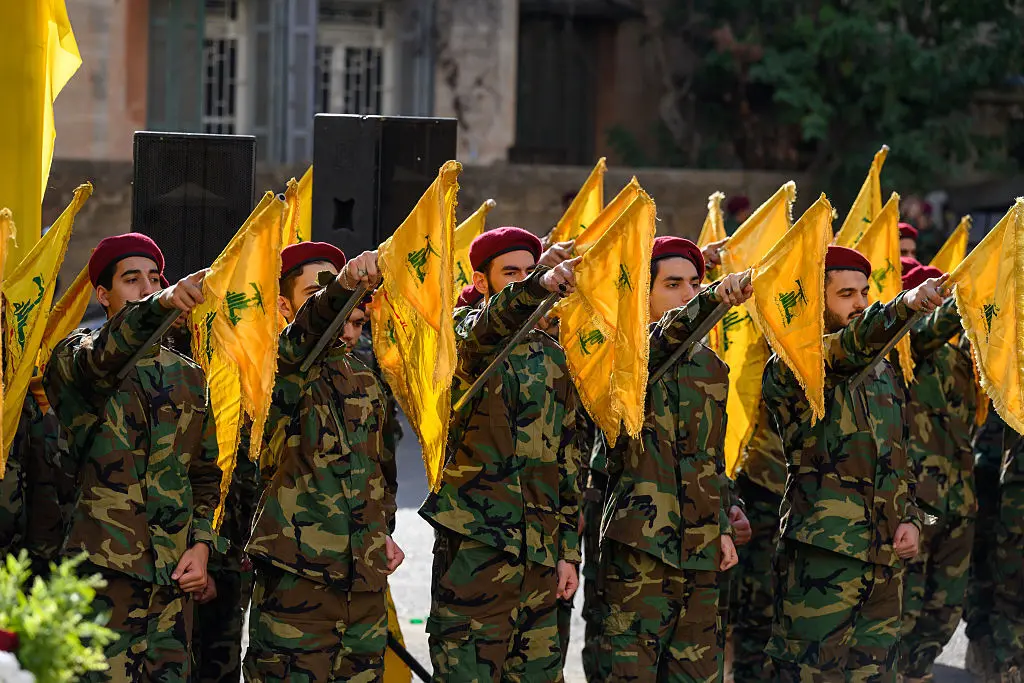 تجميد عمل مسؤولين بارزين في "حزب الله"… 9 ملايين دولار مفقودة