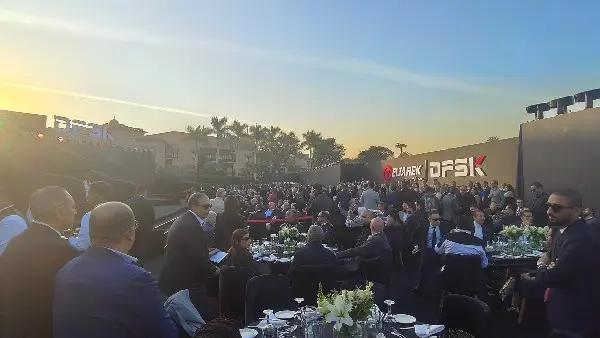 السيارات السبعة راكب.. خيار الأسرة الأول في سوق السيارات مع دخول DFSK رسميًا المنافسة