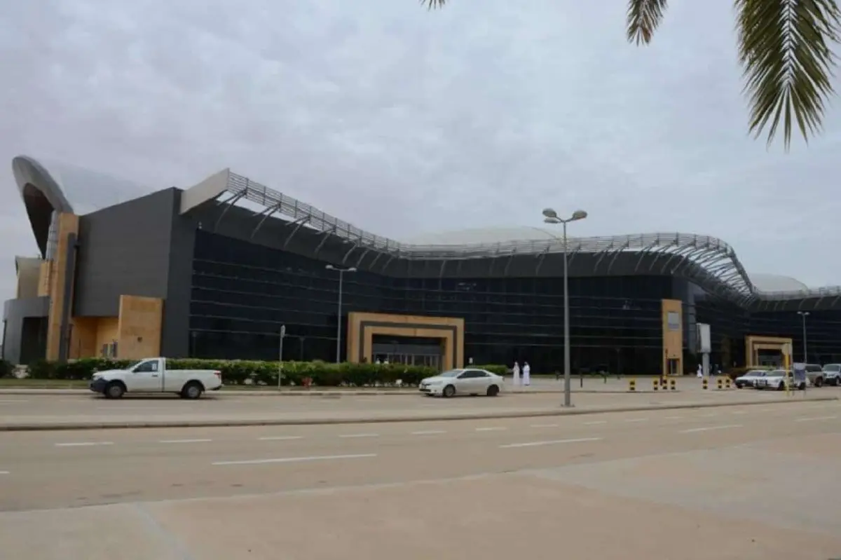 مطار نجران الدولي يشارك في تصويت سكاي تراكس العالمي