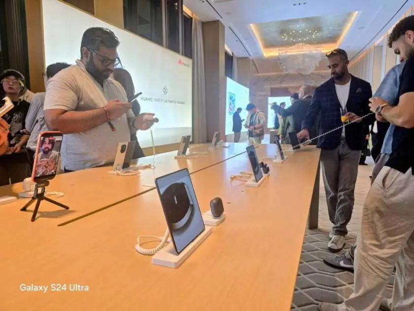 ارتفاع الطلب على الهواتف الذكية الراقية في الإمارات