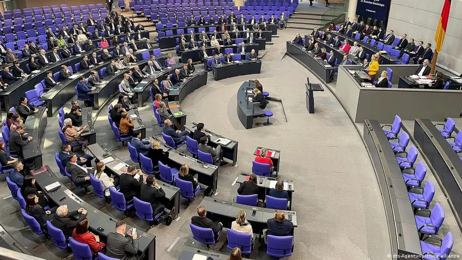 ألمانيا .. أكثر من 100 ألف تأشيرة لم شمل للاجئين في 2025