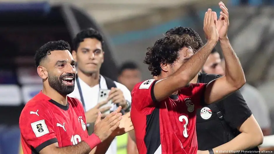كأس أمم أفريقيا.. صلاح ينقذ مصر من تعثر أمام زيمبابوي – DW – 2025/12/22