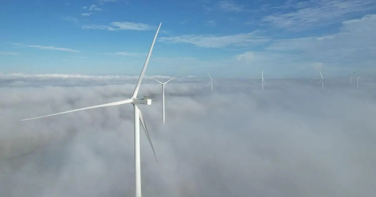 استثمار إماراتي بـ300 مليون يورو في منصة طاقة متجددة بأوروبا