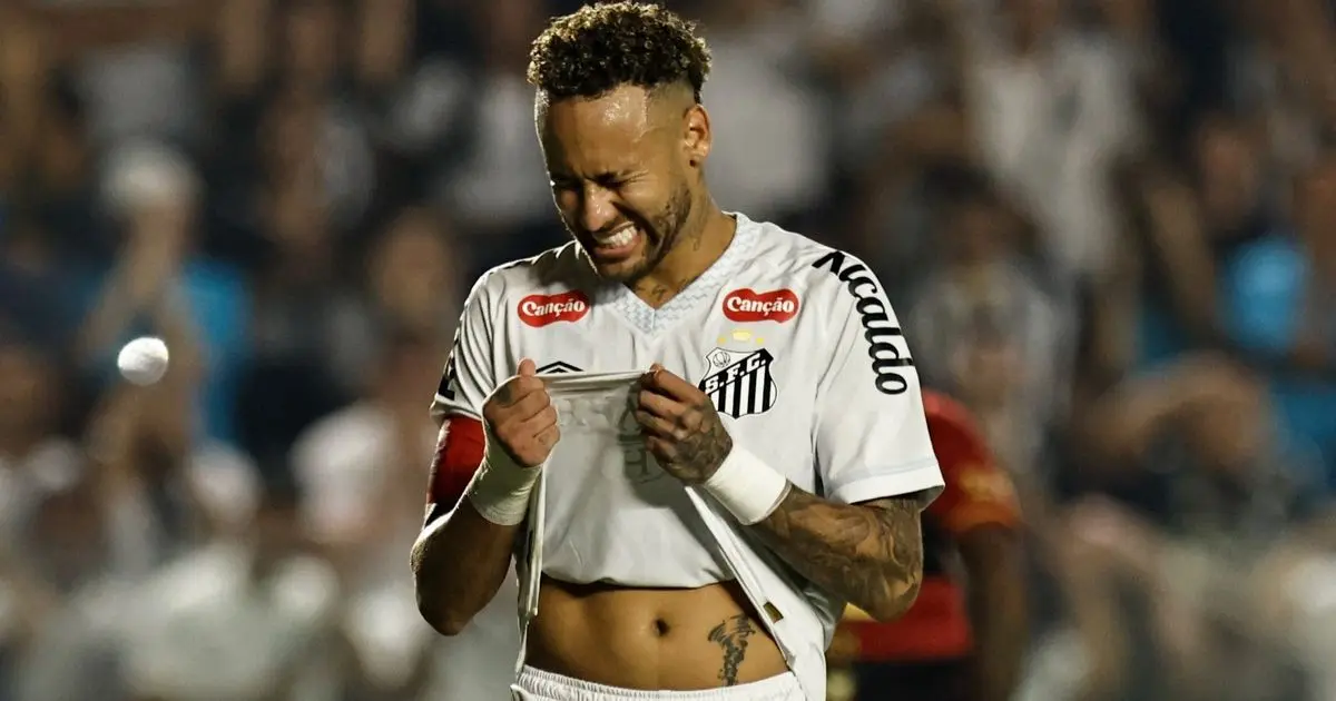 نيمار يخضع لجراحة في الركبة ويتمسك بحلم الظهور في المونديال