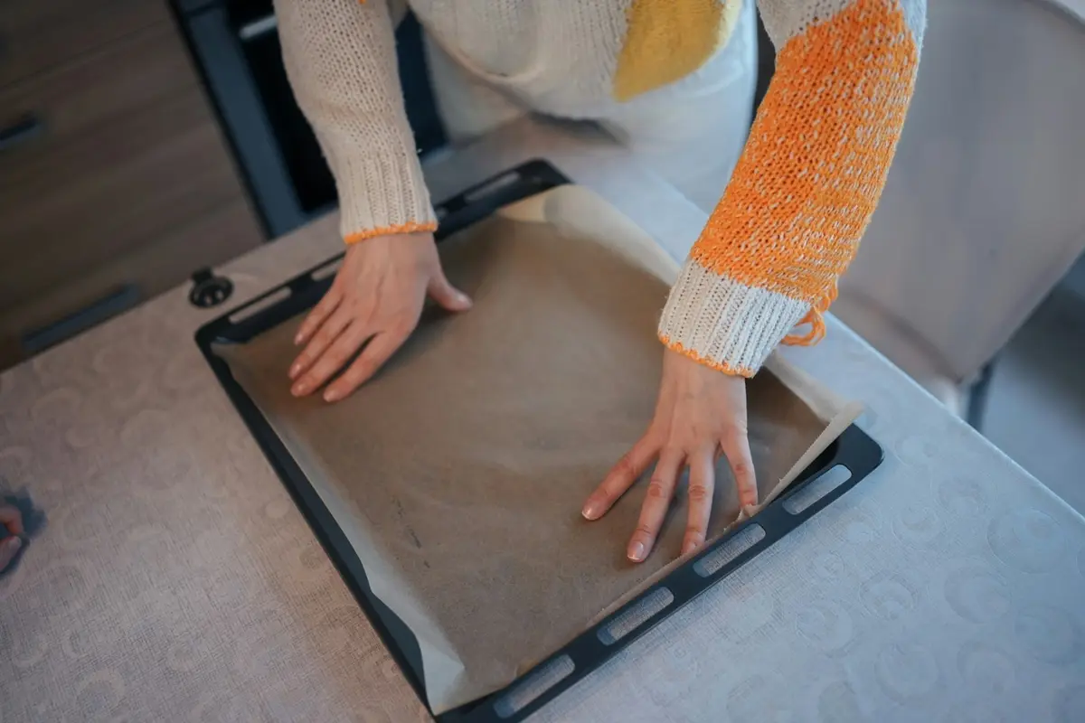 استخدامات ورق الزبدة في الأعمال المنزلية