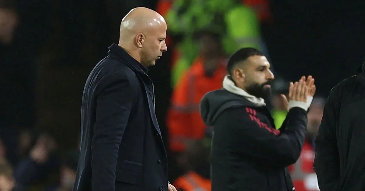 منها التصالح مع محمد صلاح.. 4 خيارات في ليفربول لتعويض غياب إيزاك