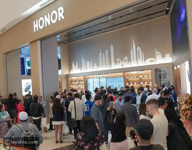HONOR تفتتح متجرها في دبي مول وتدخل عالم الحياة الذكية