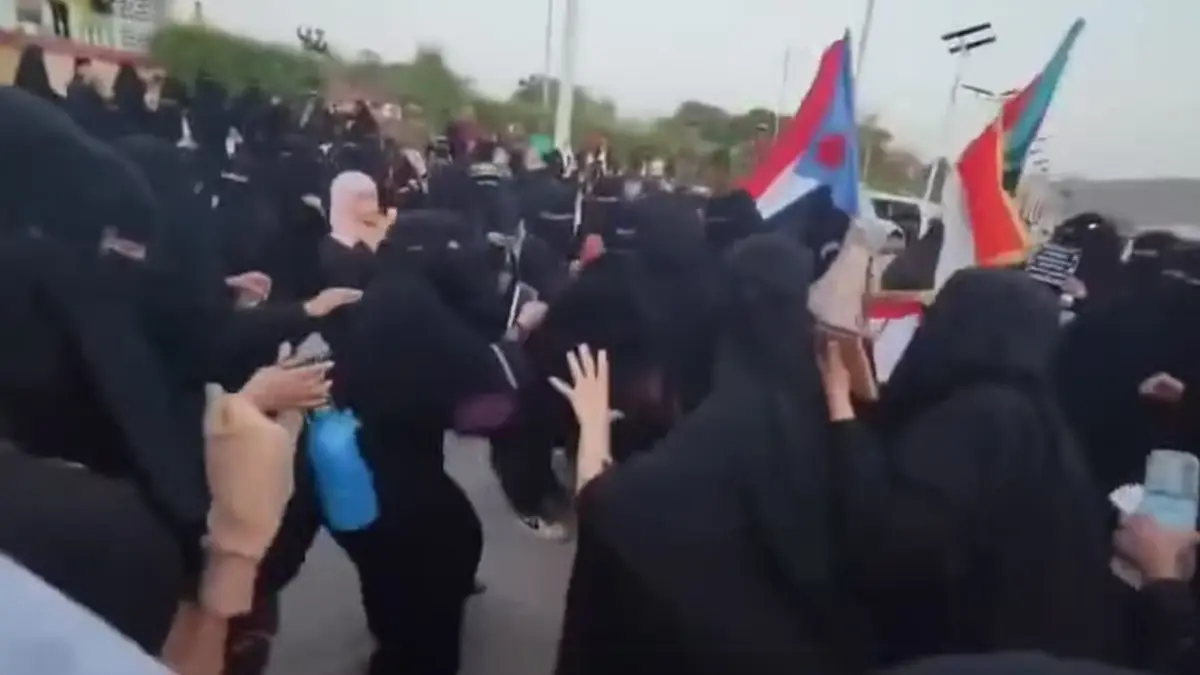 حقيقة فيديو "عراك خلال اعتصام في عدن لدعم انفصال الجنوب"