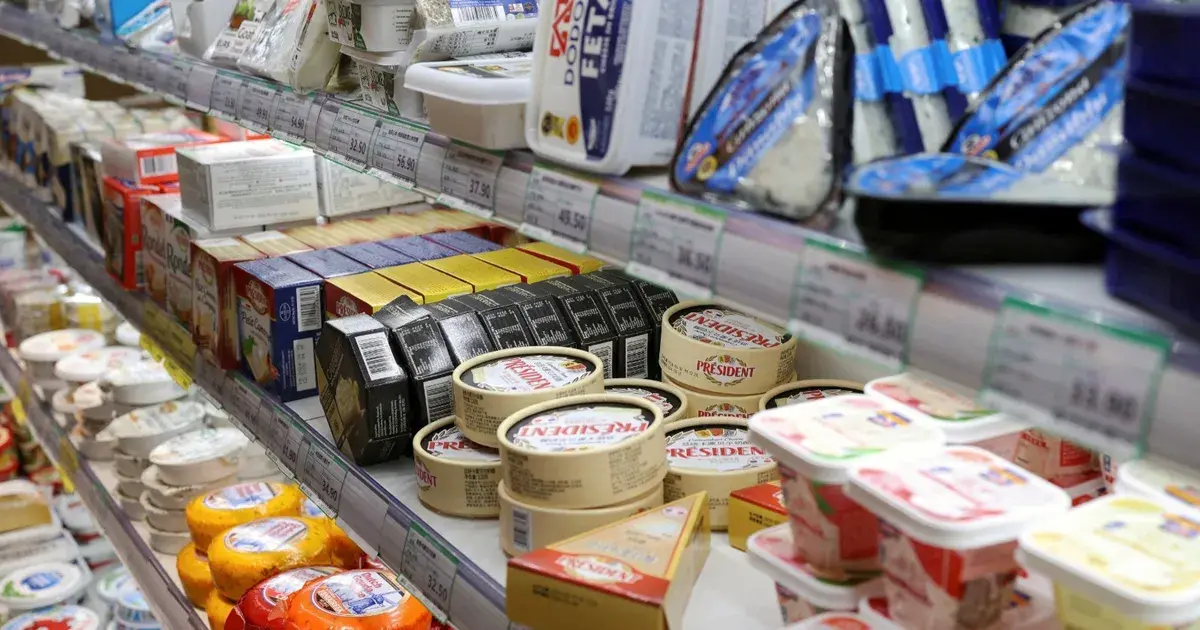 الصين تصعد الحرب التجارية مع أوروبا برسوم جمركية على منتجات الألبان