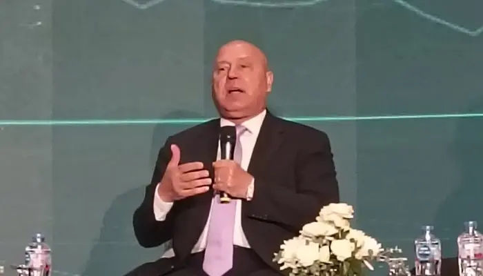 القاهرة ومسقط تدرسان تعزيز الربط البحري والتكامل الصناعي - أموال الغد