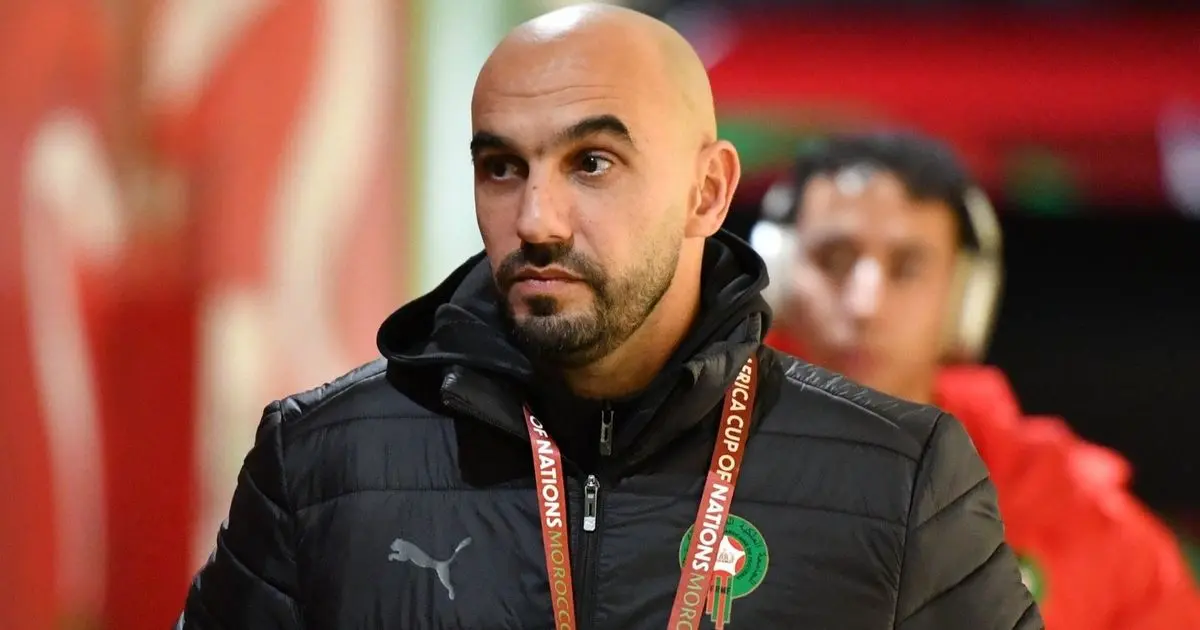 خاص.. الركراكي يستدعي لاعباً جديداً بعد إصابة رومان سايس