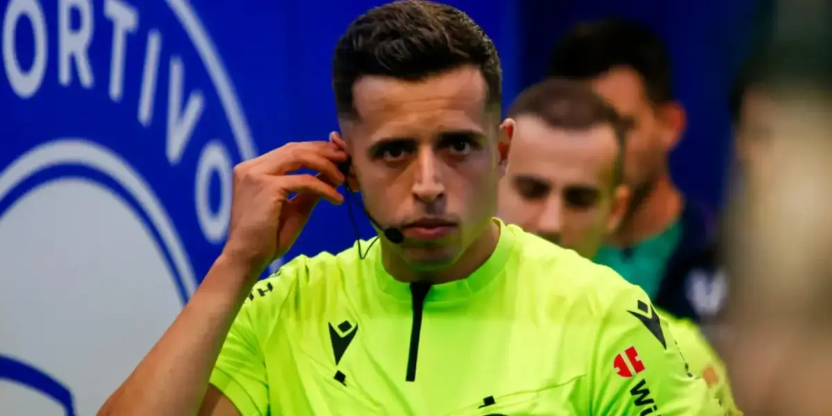 حكم كتالوني يدير موقعة برشلونة وإسبانيول