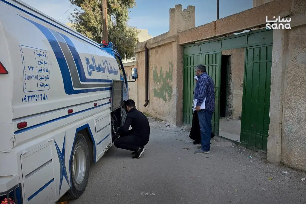 مديرية التربية في درعا تبدأ بتزويد مدارس المحافظة بمازوت التدفئة