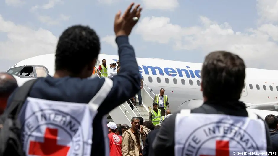 ترحيب أممي باتفاق طرفي حرب اليمن على تبادل 3000 أسير ومحتجز – DW – 2025/12/23