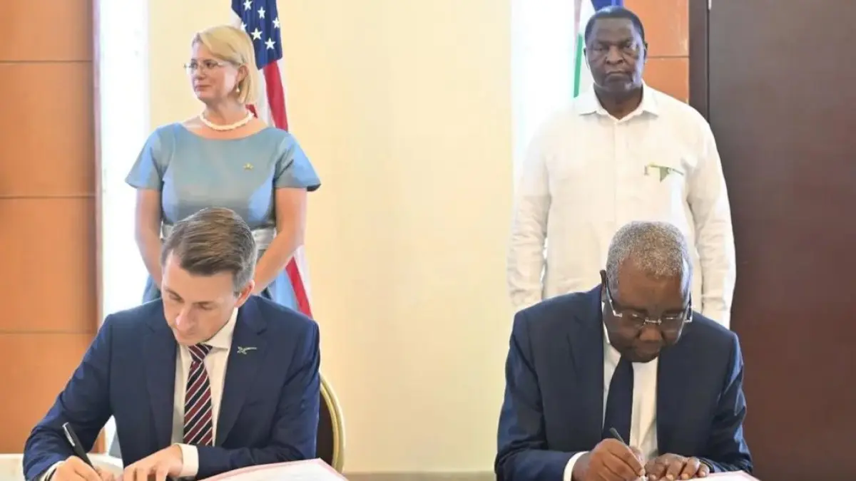 اتفاقية أفريقيا الوسطى و"ستارلينك" للربط بالإنترنت الفضائي