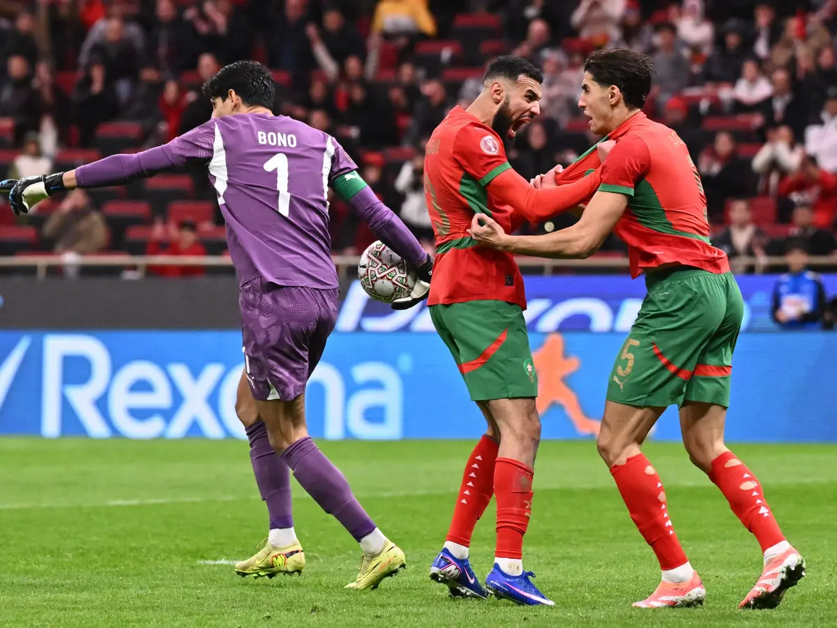 ماذا جرى بين ثنائي المغرب أكرد ومزراوي بمباراة جزر القمر؟