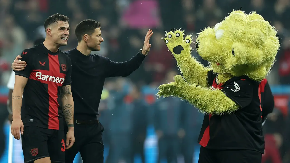 تشاكا: ألونسو ليس متصنعًا.. وكل كلمة قالها كانت صادقة