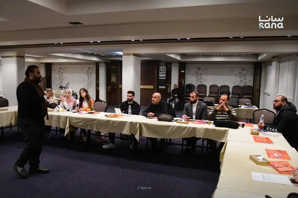 الهلال الأحمر يختتم ورشة "الإعلام الإنساني في الأزمات" بدمشق