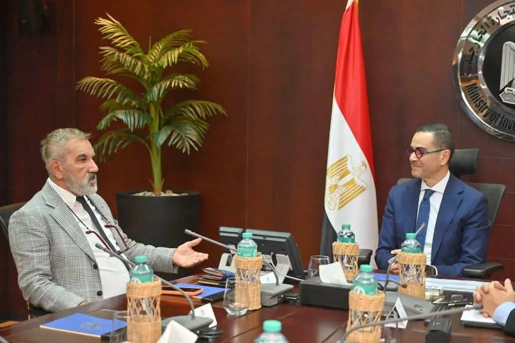 باستثمارات 70 مليون دولار..«Bonny socks» التركية تبحث إنشاء مصنع في مصر - أموال الغد